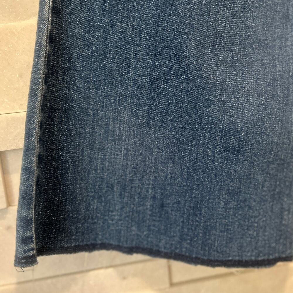 DEMOCRACY NWOT Ab-Solution Mid-Rise Distressed Raw Hem Flare Jeans 8 Med Rinse - Picture 7 of 9